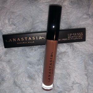 Anastasia Beverly Hills Lip Gloss